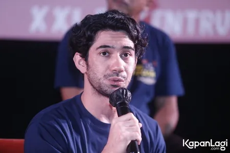 Foto Reza Rahadian