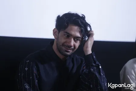 Foto Reza Rahadian