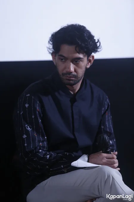 Foto Reza Rahadian