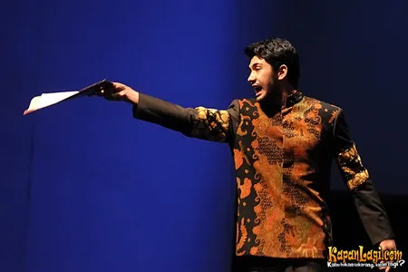 Foto Reza Rahadian