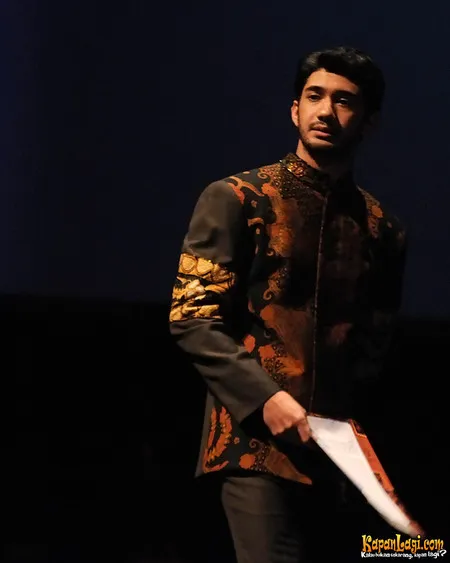 Foto Reza Rahadian
