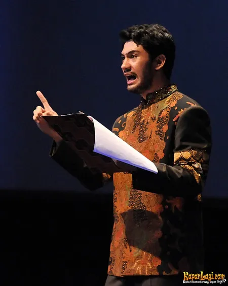 Foto Reza Rahadian