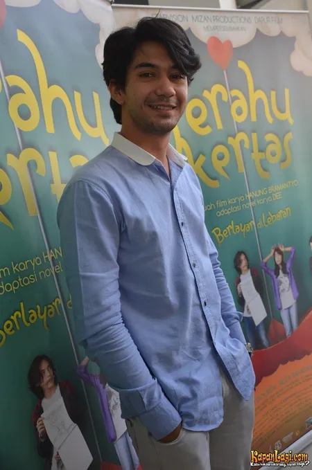 Foto Reza Rahadian