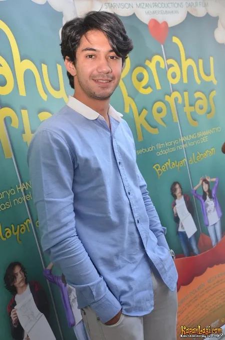 Foto Reza Rahadian