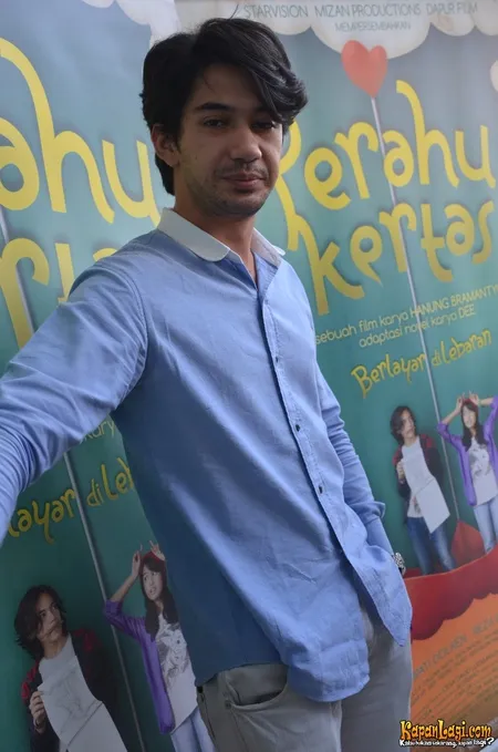 Foto Reza Rahadian