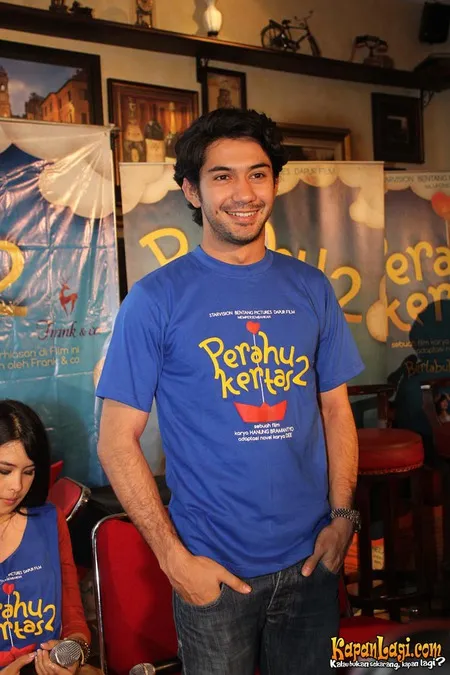 Foto Reza Rahadian