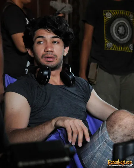 Foto Reza Rahadian