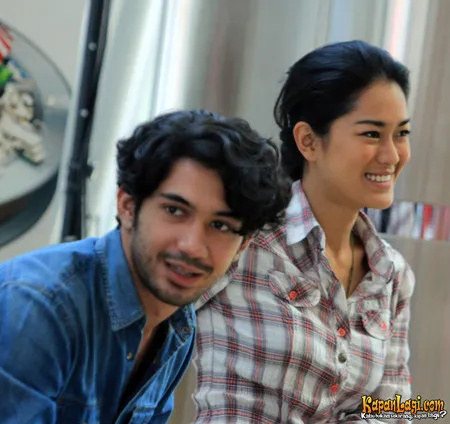 Foto Reza Rahadian