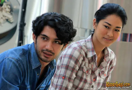 Foto Reza Rahadian