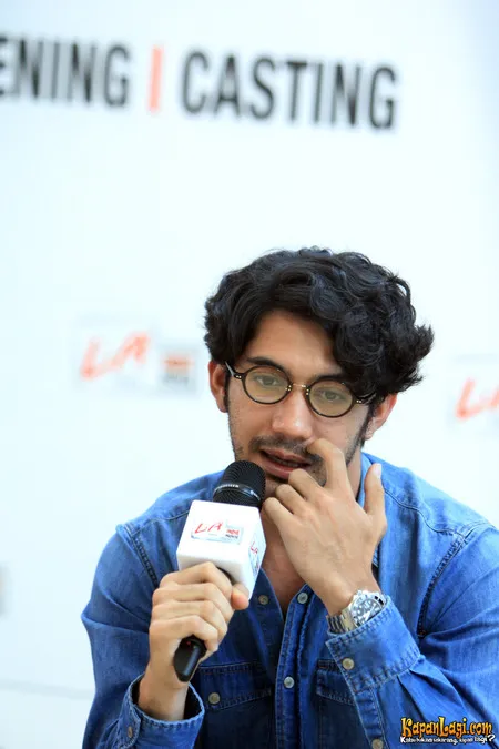 Foto Reza Rahadian