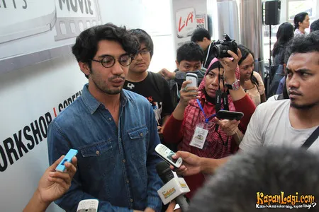 Foto Reza Rahadian