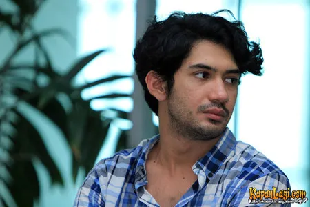 Foto Reza Rahadian