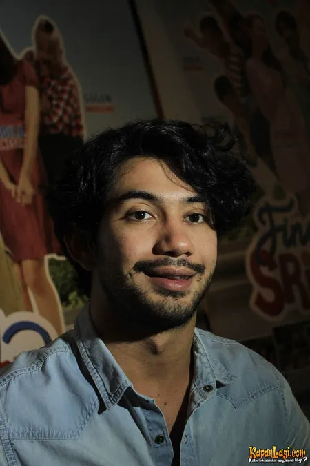 Foto Reza Rahadian