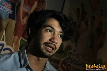Foto Reza Rahadian