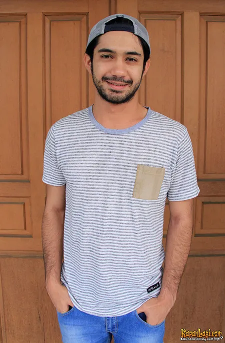 Foto Reza Rahadian