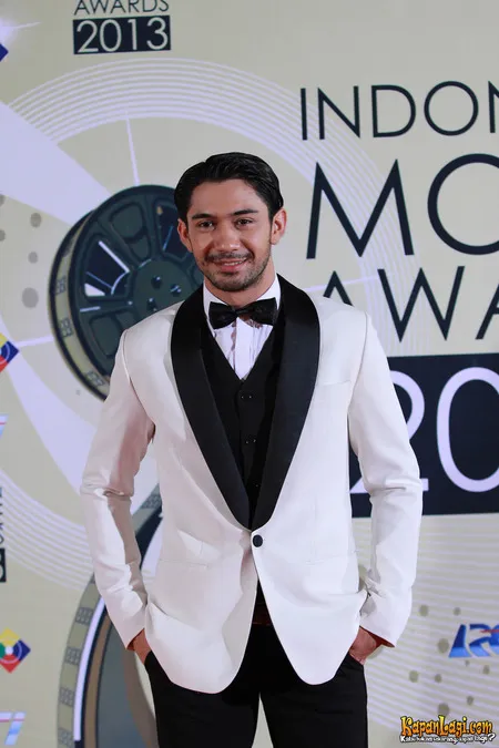 Foto Reza Rahadian