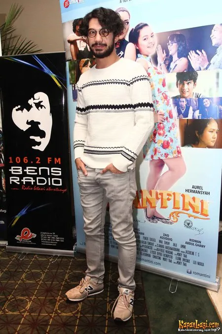 Foto Reza Rahadian