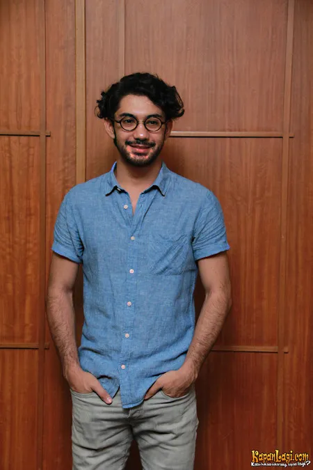 Foto Reza Rahadian