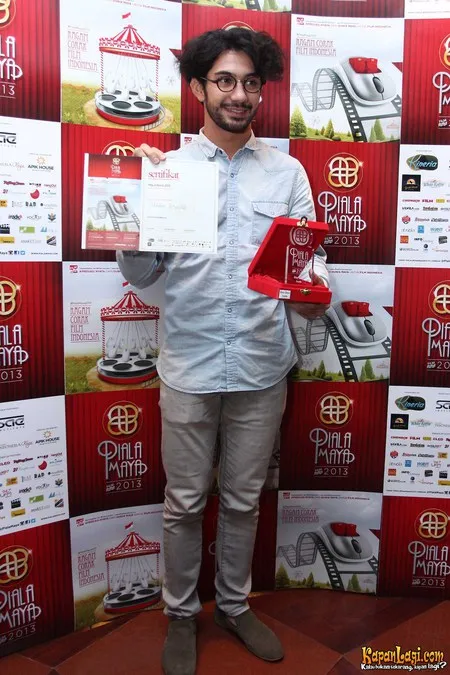 Foto Reza Rahadian