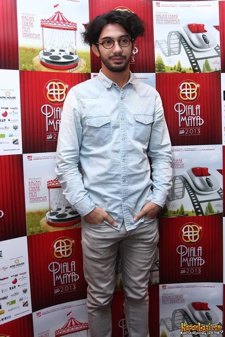 Foto Reza Rahadian
