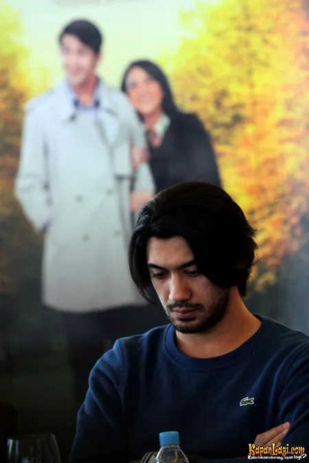 Foto Reza Rahadian