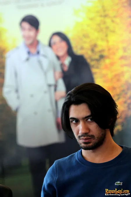 Foto Reza Rahadian