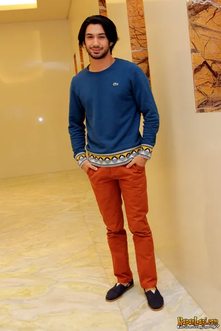 Foto Reza Rahadian