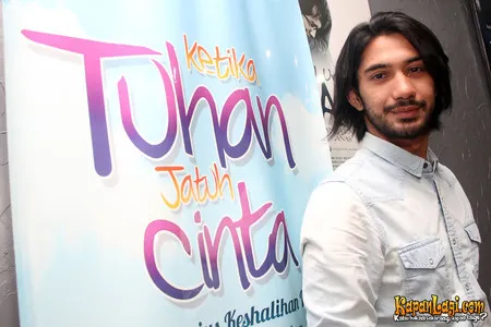 Foto Reza Rahadian