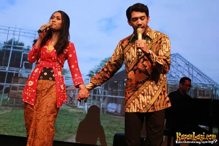 Foto Reza Rahadian