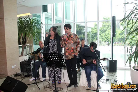 Foto Reza Rahadian