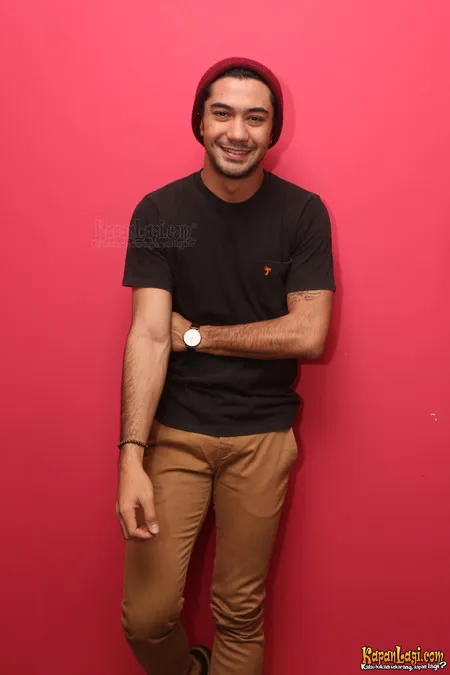 Foto Reza Rahadian