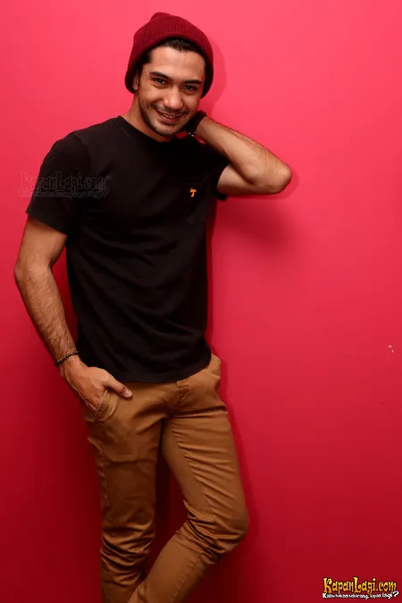 Foto Reza Rahadian