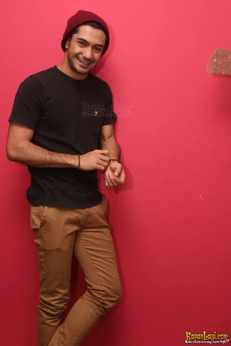 Foto Reza Rahadian