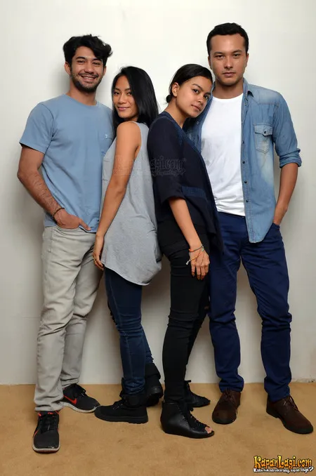 Foto Reza Rahadian