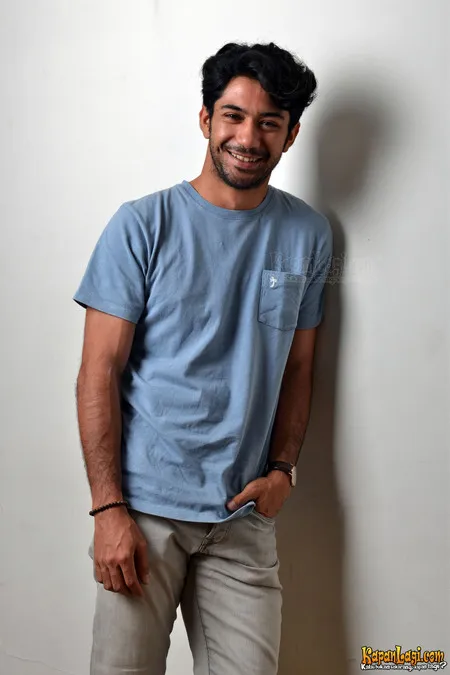 Foto Reza Rahadian