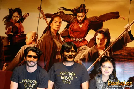 Foto Reza Rahadian