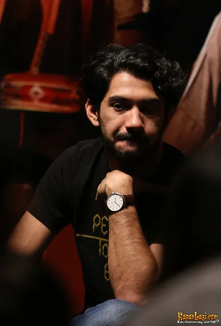 Foto Reza Rahadian