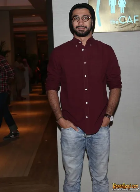 Foto Reza Rahadian