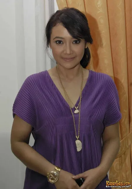 Foto Rheina Maryana Ipeh