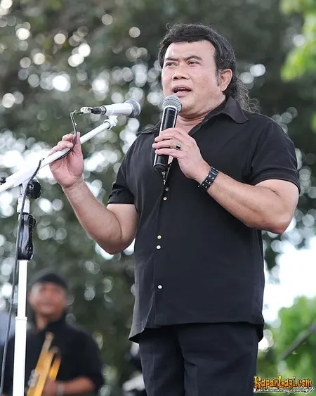 Foto Rhoma Irama