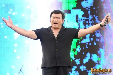 Foto Rhoma Irama