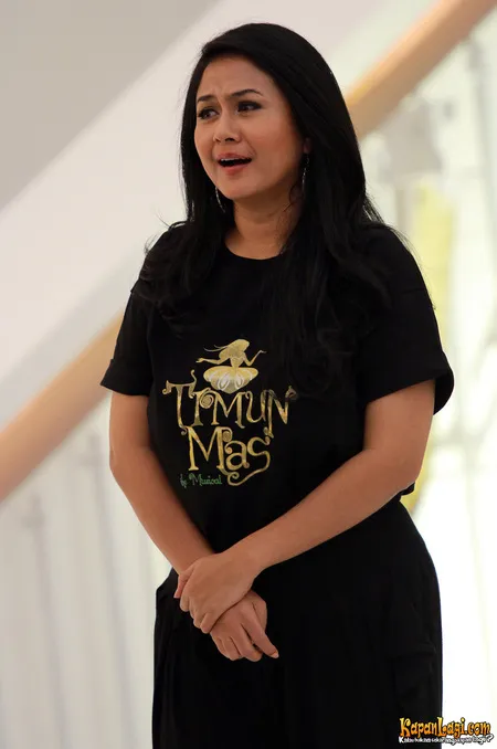Foto Ria Irawan