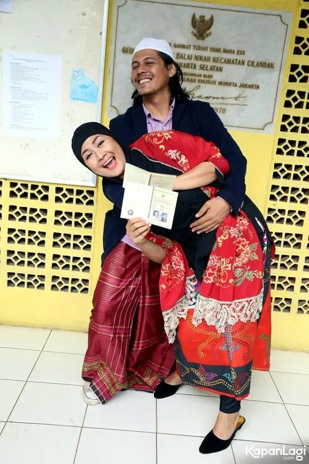 Foto Ria Irawan