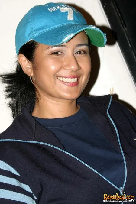 Foto Ria Irawan