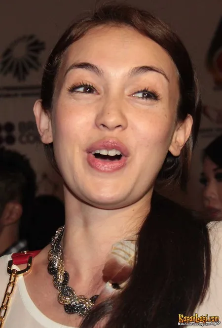 Foto Rianti Cartwright