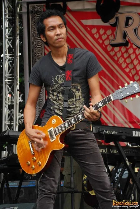 Foto Ridho Slank