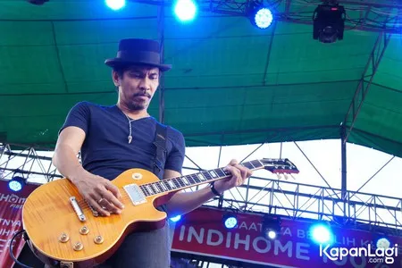 Foto Ridho Slank