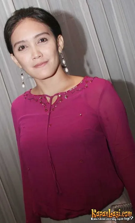 Foto Rieke Dyah Pitaloka