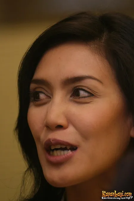 Foto Rieke Dyah Pitaloka