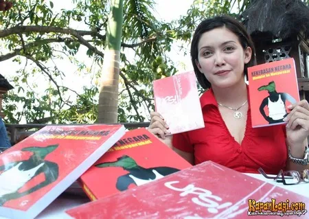 Foto Rieke Dyah Pitaloka